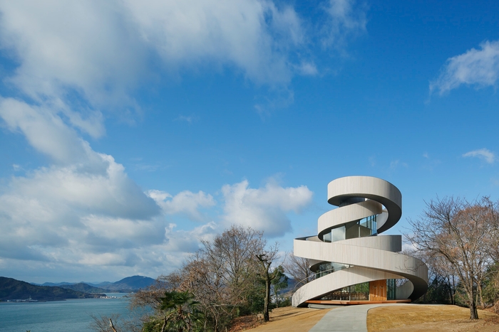 Ribbon Chapel photo-Koji Fujii / Nacasa & Partn