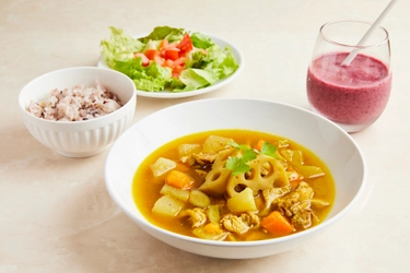 健康と美容のための朝からカレー！ ナチュラルフードアドバイザー監修による新メニューを発表！