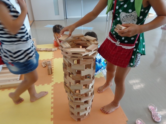 間伐材おもちゃコーナーのイメージ