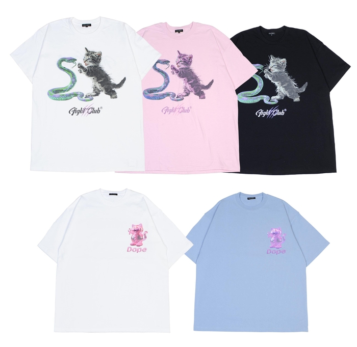 『CAT FIGHT TEE』＆『DOPE CAT TEE』 各9&#44;900円(税込)