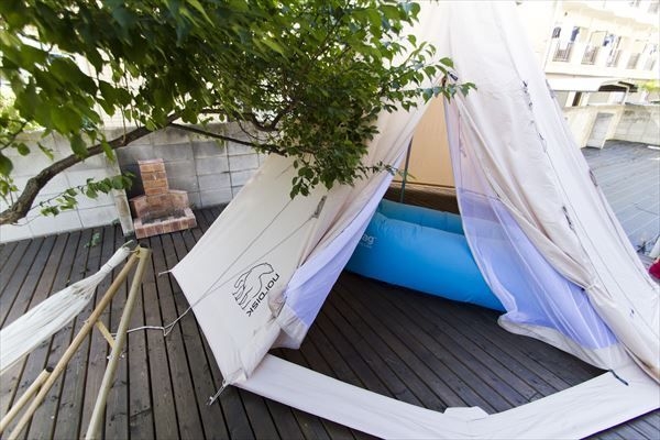 ウッドデッキでは、グランピングも!