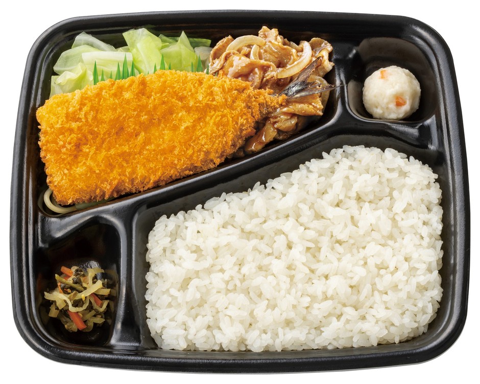 国産さんま使用 さんまフライ&しょうが焼き弁当 732円(税込790円)