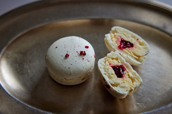 マカロン・オ・ブール・エシレ　フランボワーズ