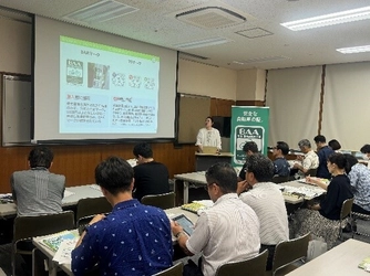 ＜自転車の安全利用促進委員会レポート＞ 沖縄県教育委員会主催「令和6年度 高等学校交通安全指導者 連絡協議会」にて「自転車通学指導セミナー」を開催 　沖縄県内の高等学校等の教職員約70名が参加