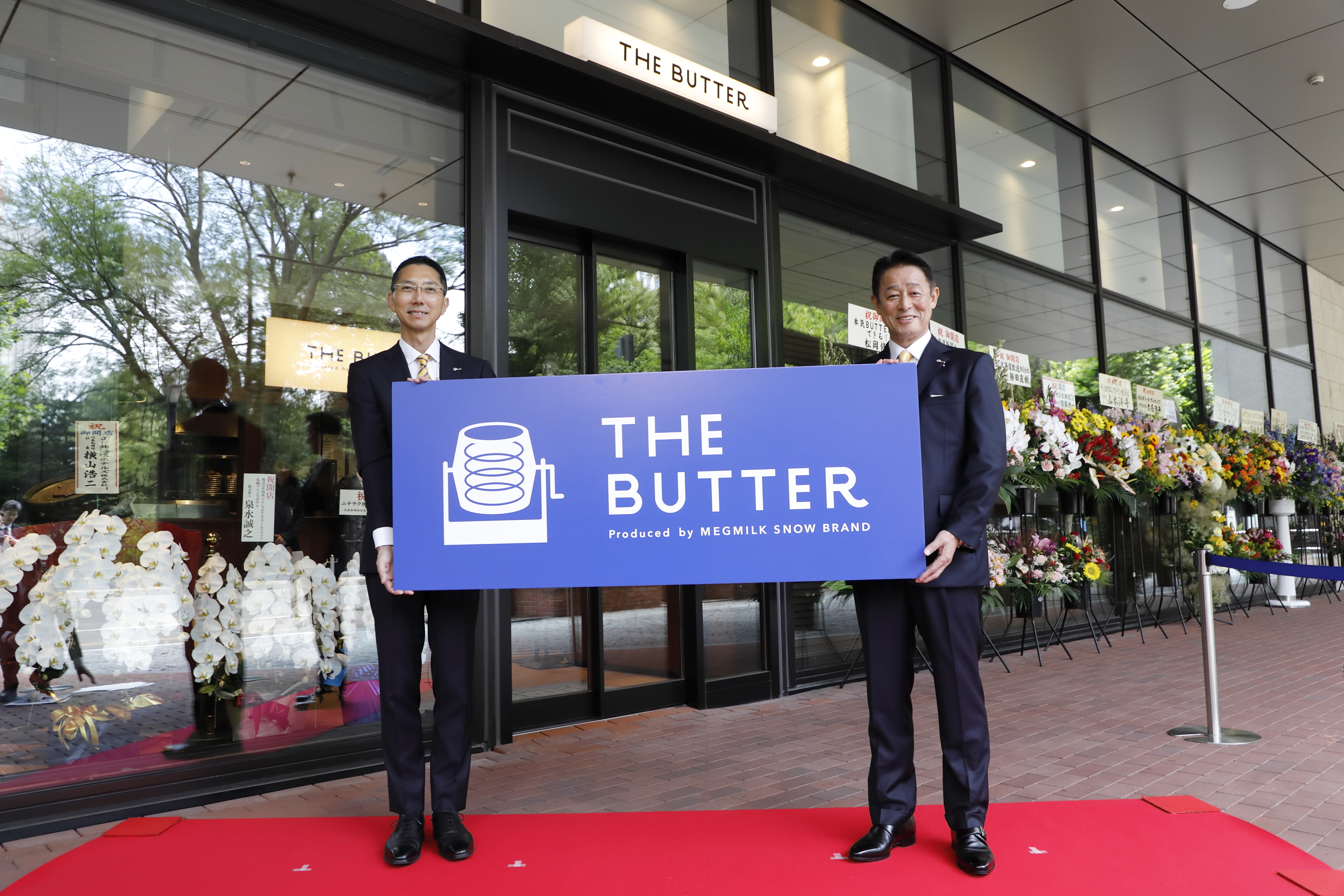 雪印メグミルクグループ初のバター専門カフェ
「ＴＨＥ ＢＵＴＴＥＲ」7月25日“雪印北海道バターの日”にオープン！
オープニングセレモニーを開催しました