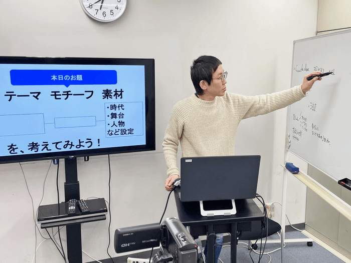 自分の作品を発表して、感想を伝え合うことでお互いに刺激を受けています刺激をうけています