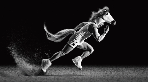 競馬ファンならどこか馴染みがある演出を取り入れた なかやまきんに君出演の 『JRA-VAN』新CMを1月4日(日)より公開！