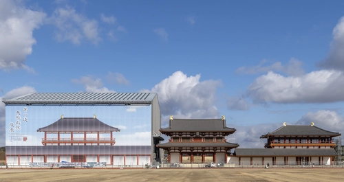 平城宮跡第一次大極殿院 東楼竣工記念講演会 「よみがえる"東楼"―世界遺産平城宮跡における建造物の復原を考える―」の開催について