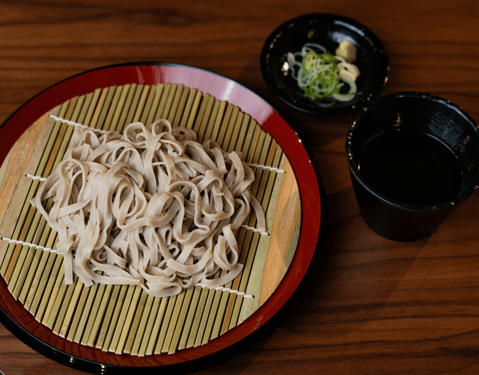 だるま横丁タクシーガレージカフェ