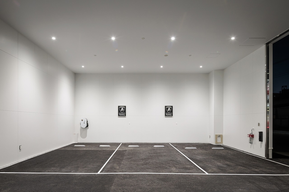 屋内パーキング