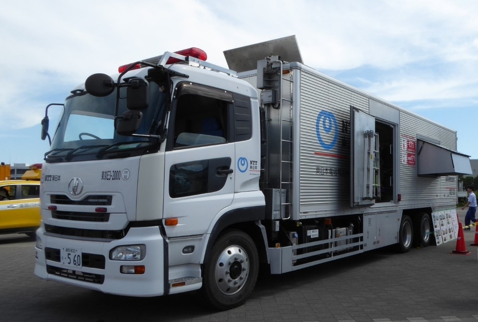 移動電源車(NTT東日本株式会社)