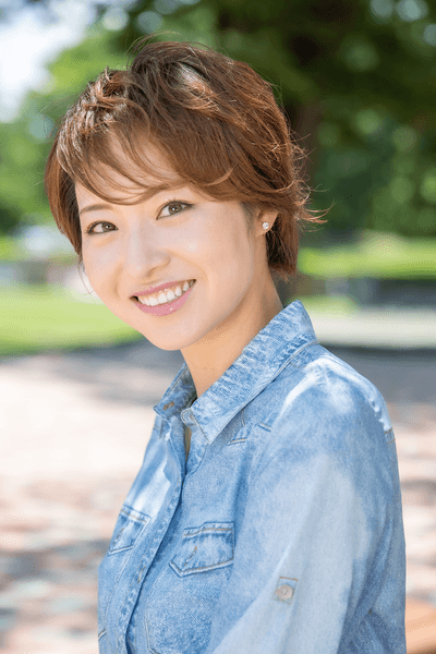 朱紫令真(元宝塚歌劇団星組男役、長野市出身)