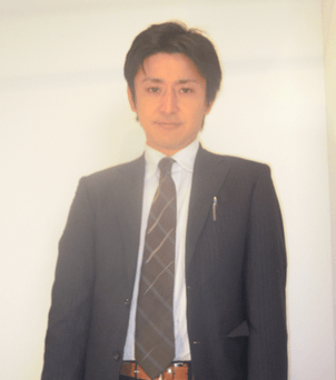 代表:酒井 峻一