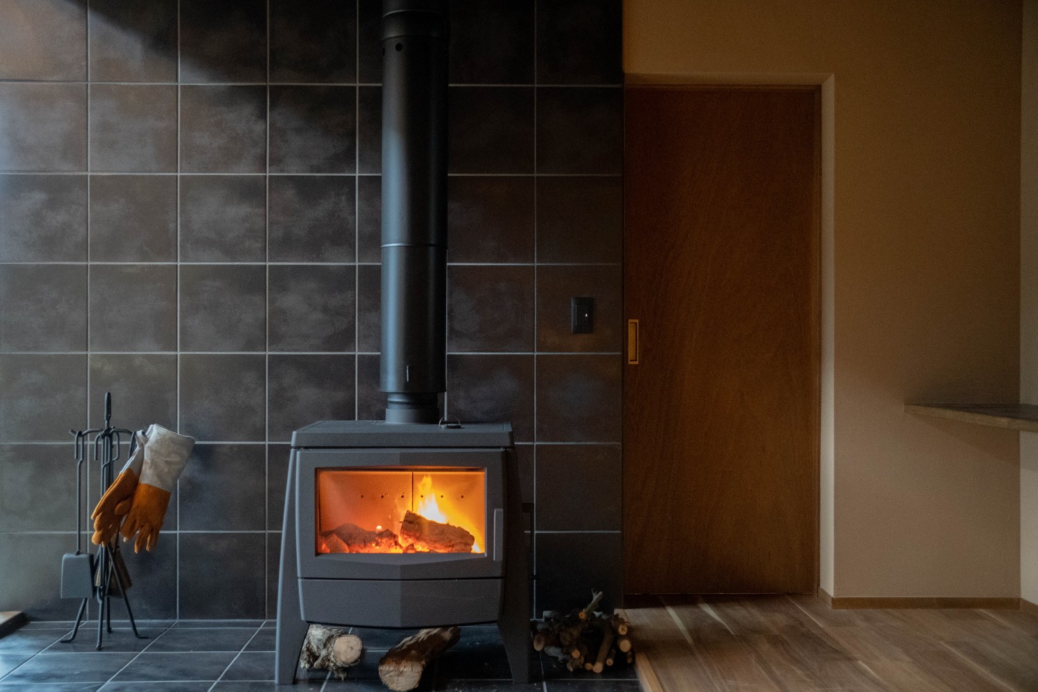 タイル(壁床):「クラントル」KRA-100