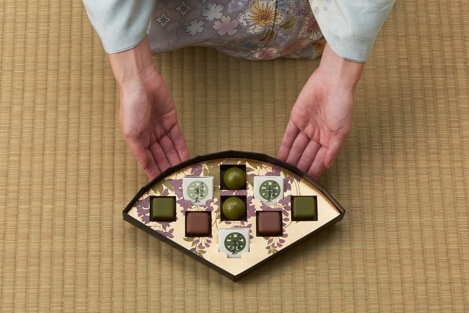 「ショコラコレクション-藤- (2)」