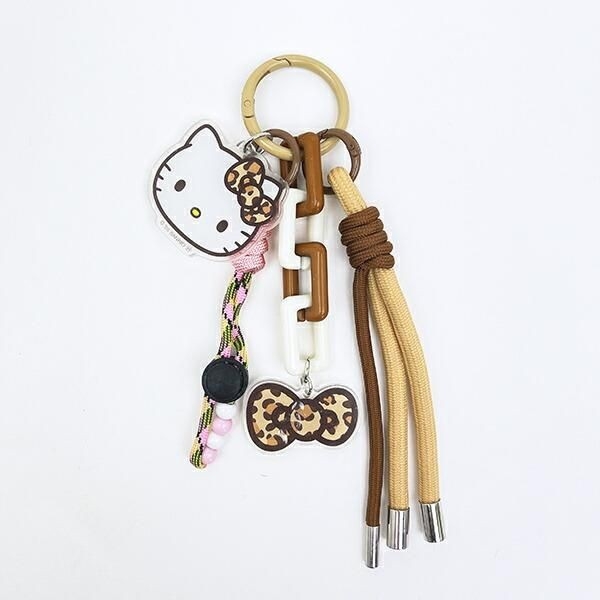 キティーのチャーム