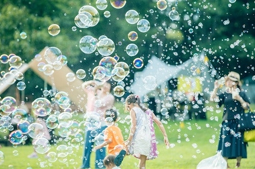 シャボン玉パフォーマンス(イメージ)