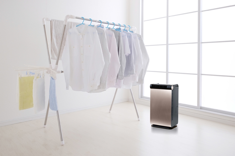 「冷風」「送風」「ドライ」の3つの機能で、一年中活躍