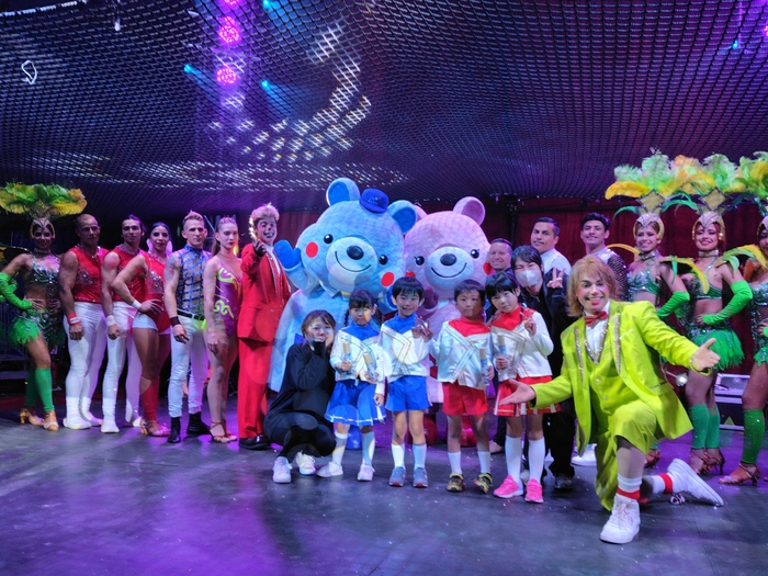 「アサビィ」「ももビィ」とるり幼稚園の皆さん