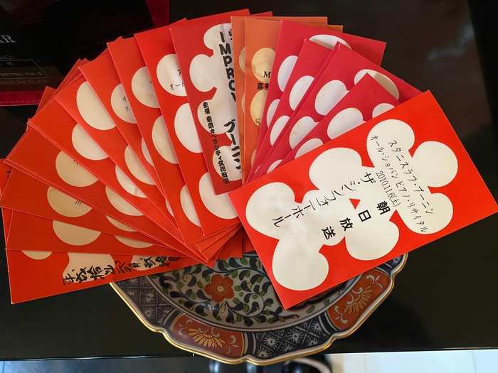 クラシック・ピアニストとしては異例ともいえる人気を誇り、 常に満席状態のコンサート。ブーニン現象と呼ばれた。