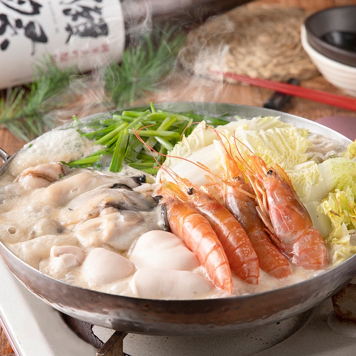 白子に牡蠣!日本酒と濃厚鶏白湯だしの痛風鍋