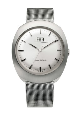 F930WH-MT ¥39,000+tax
