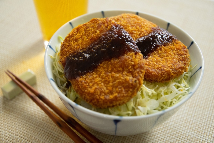 肉味お魚カツ〔調理例：丼物〕