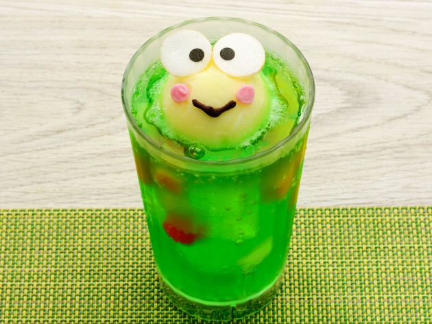 コラボ(2)　けろけろけろっぴのメロメロめろんフロート　530円(税抜)