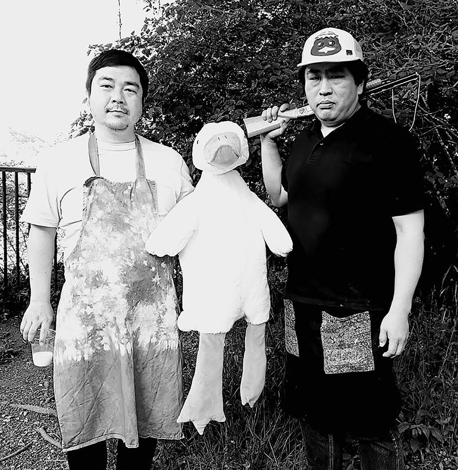 きよがっぱおじさん氏（右）と制作協力者の鵜中JIN氏（左）