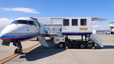 【IBEX】CRJ700専用パッセンジャーステップ車を導入します