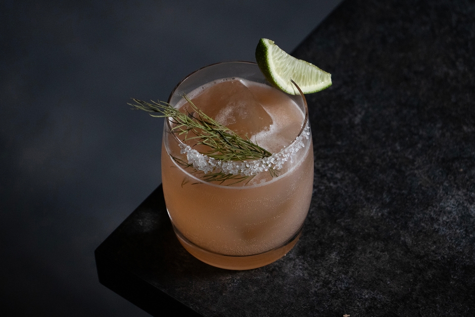 シグネチャーカクテル“Rose Island”