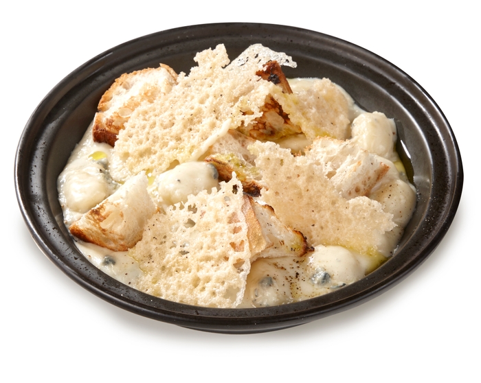 ゴルゴンゾーラのニョッキ グラナチーズのクロッカンテ添え 2,178円(税込)