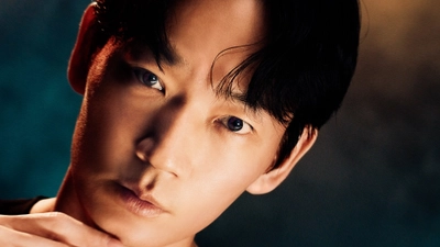 綾野剛、ハイセンス新CMに出演！ 『見えないものまで映し出す』篇を6月2日(木)に公開