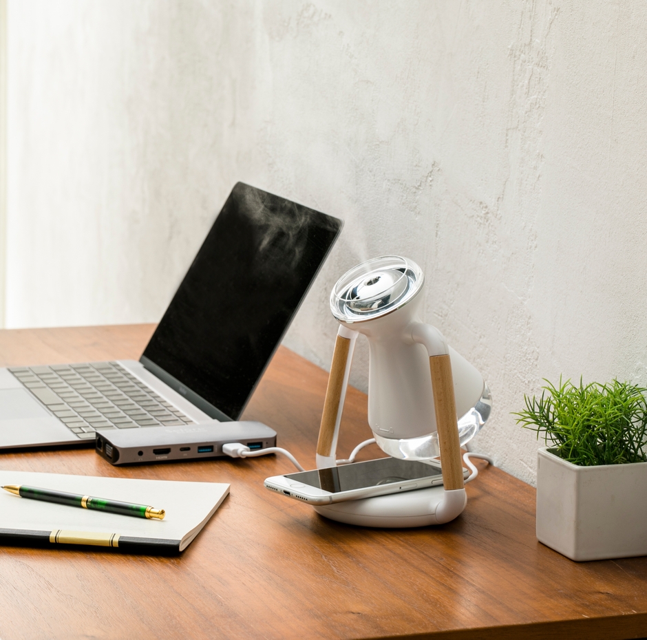 ワイヤレス充電&卓上加湿器 Humi+