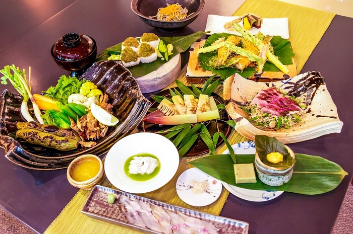 新緑が芽吹く和会席(ディナー)