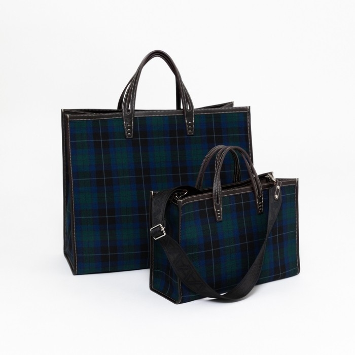 価格(税込):WOMEN(A VACATION / TANK)68,200円、(A VACATION / BREAD M)  60,500円