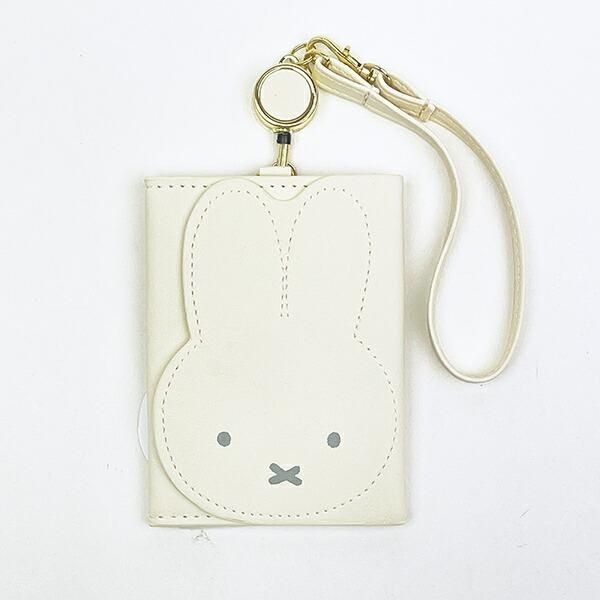ミッフィーリールパスケース