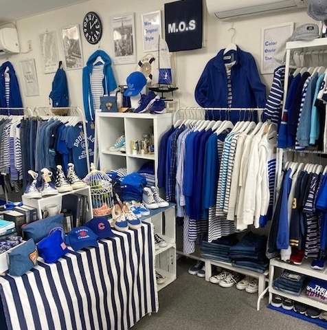BLUE SHOP店内
