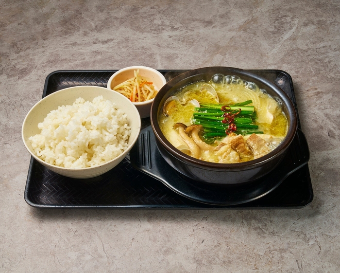 博多もつ鍋スン豆腐(定食)