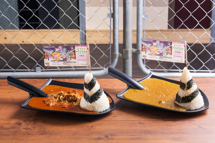 チキン(左)とビーフ(右)の2種から選べます。