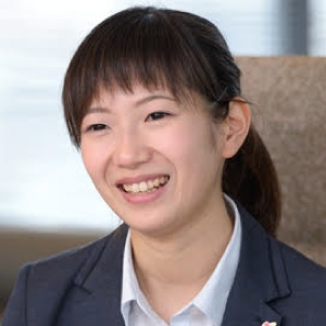 株式会社すかいらーくホールディングス 龍康殿いくみ氏