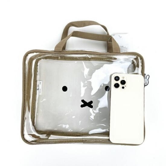 ミッフィーの旅行に便利なポーチ