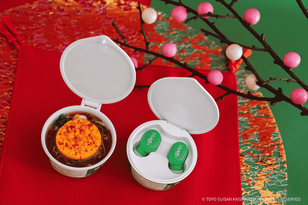 ▲緑のたぬき天そば　ミニチュアBC・ワイヤレスイヤフォン