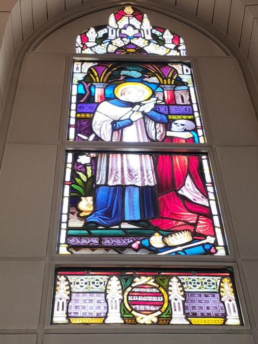 200年前の歴史あるステンドグラス