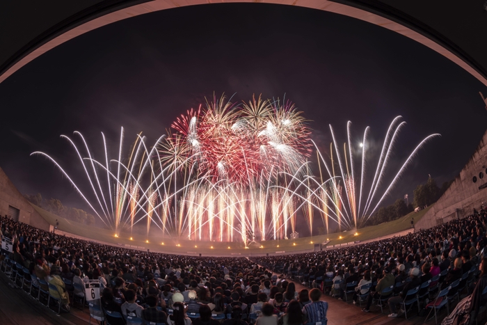 昨年の道新・秋華火の様子