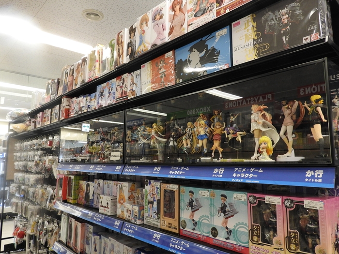 BOOKOFFは全国548店舗でホビー・トレカ商品を取扱っている