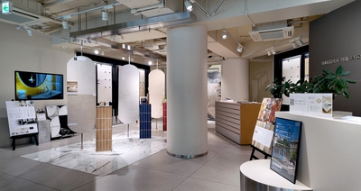 名古屋モザイク工業東京ショールームで開催した新商品展示会の様子