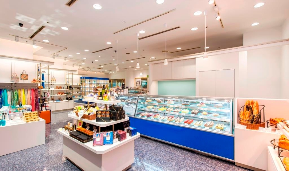 グルメ&スーベニール「アイ マリーナ」