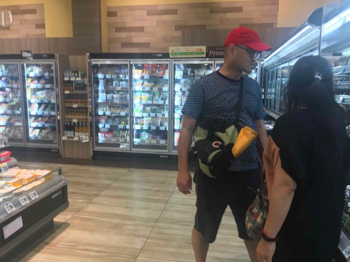 地元スーパー見学