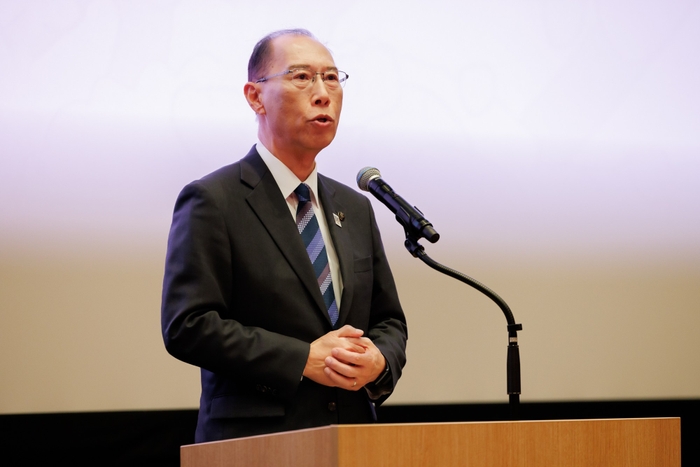 千歳市長 横田隆一氏